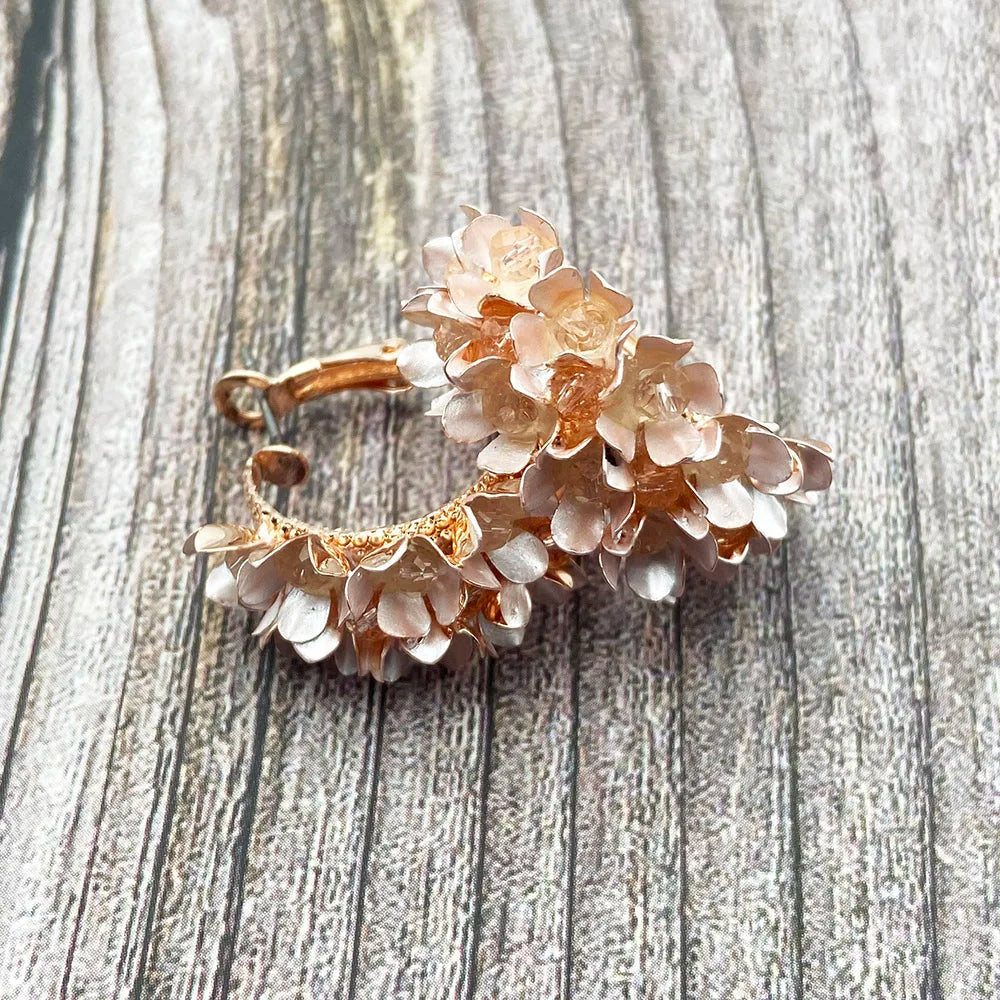 Обеци Flower Hoop